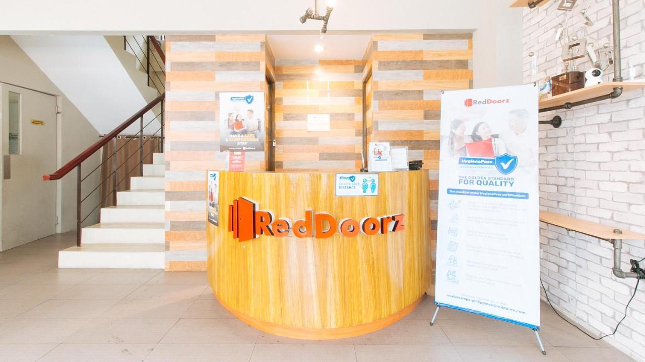 Reddoorz Plus Near Osmena Highway 2 Manila Exterior photo