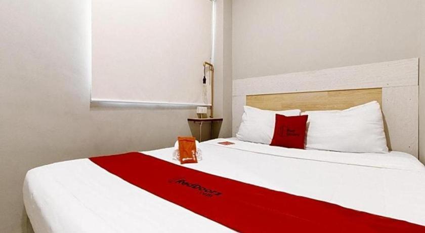 Reddoorz Plus Near Osmena Highway 2 Manila Exterior photo