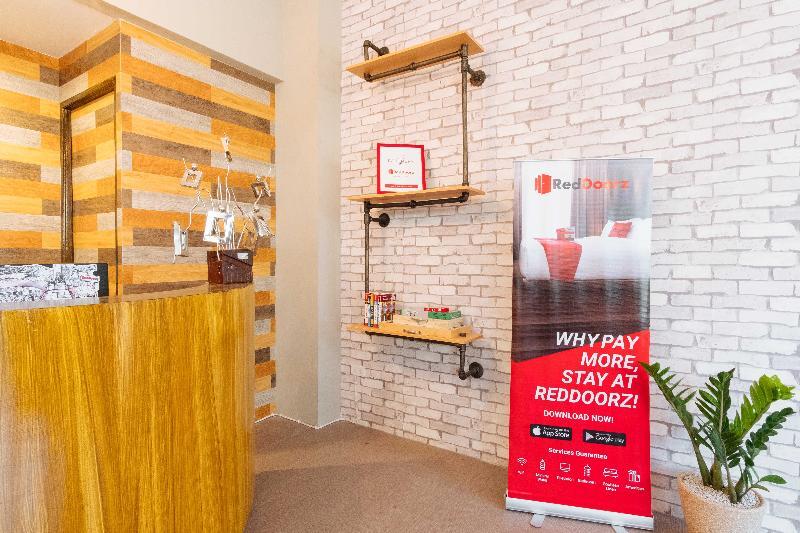 Reddoorz Plus Near Osmena Highway 2 Manila Exterior photo