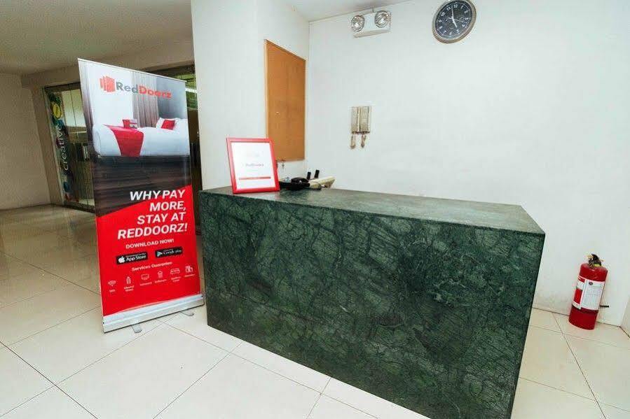 Reddoorz Plus Near Osmena Highway 2 Manila Exterior photo